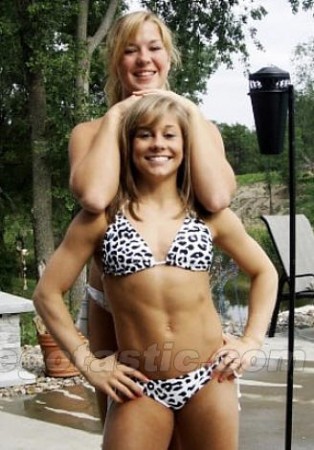 shawn-johnson-bikini