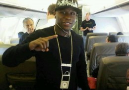 Floyd-Mayweather-$50,000-IPod