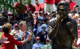 nick-saban-statue