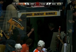 bruins-fan-flip-off1