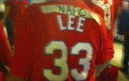 Rangers-Fan-Makes-Napolee-Mike-Napoli-Jersey