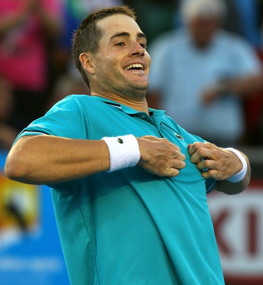 john-isner-cam-newton-530x574.jpg