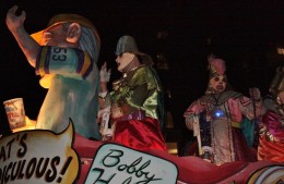 Mardi-Gras-Float-Rips-LSU-5