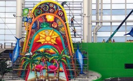 Marlins-Home-Run-Sculpture