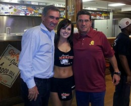 dan-snyder-mike-shanahan-hooters