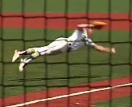 joe-robie-catch