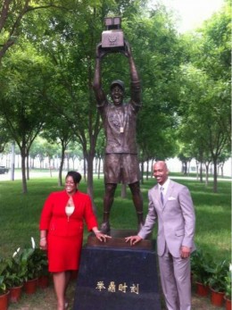 stephon-marbury-statue1