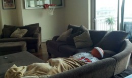 Connor-Barwin-Jeremy-Lin-couch