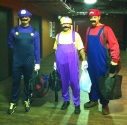 Cubs-Super-Mario-Bros-costumes