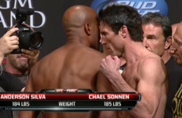 anderson-silva-bumps-chael-sonnen