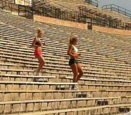 Girls-running-Mizzou-stairs