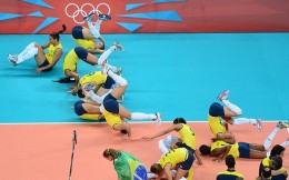 brazil-volleyball-somersaults