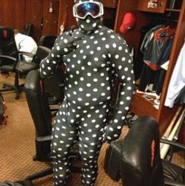 Giants-spandex-suits-4