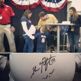 John-Axford-signs-baby-bump