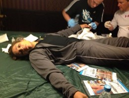 Lolo-Jones-hand-injury-1