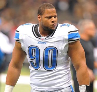 Ndamukong Suh Says 'It's Always Good' to Beat Aaron Rodgers