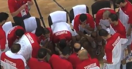 Tunisia head coach slaps one of his players before game against Team USA