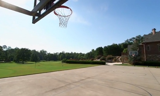 john-smoltz-basketball-court