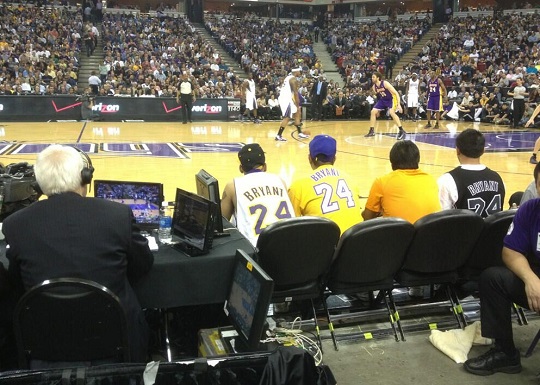 Maloofs Lakers fans seats