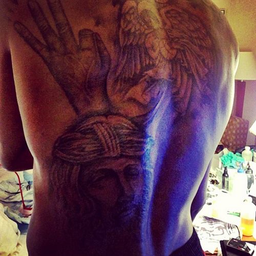 Kevin Durant Is Finishing His Back Tattoo Picture