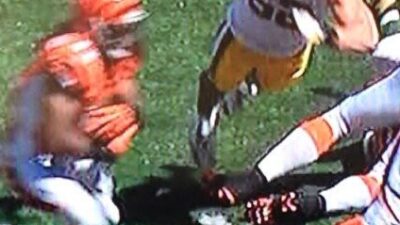 Clay Matthews flying tackle