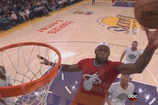 The best of Dwyane Wade to LeBron James alley-oops