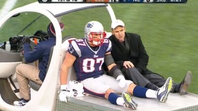 Rob Gronkowski knee