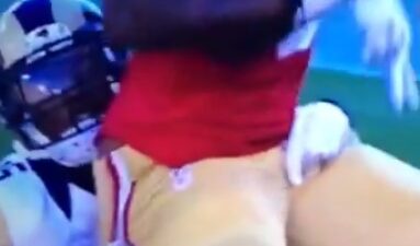 Vernon Davis tackle TJ McDonald