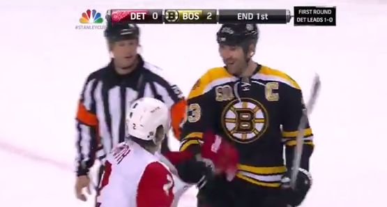 NHL's Zdeno Chara Bloodies Opponent W/ Flurry Of Punches In Violent On-Ice  Fight