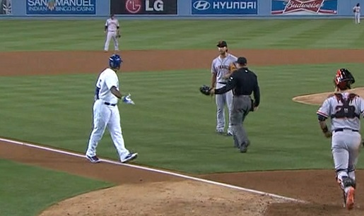 Yasiel Puig's perfect bat flip make an appearance 