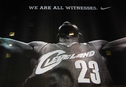 Hey LeBron, want to see a Cleveland Browns museum? You're officially  invited 