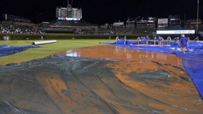 Cubs tarp
