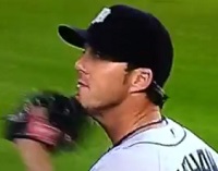 Tigers closer Joe Nathan appears to make profane gesture at home crowd