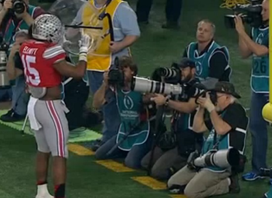 Ezekiel Elliot camera