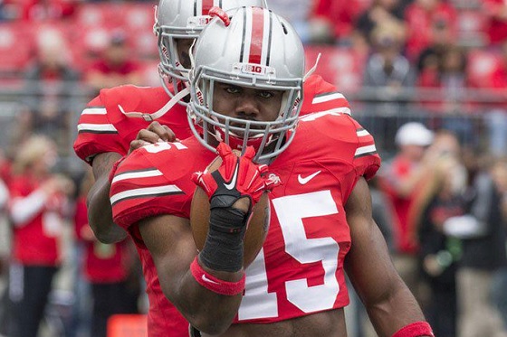 NCAA outlaws Ezekiel Elliott's crop top jersey look