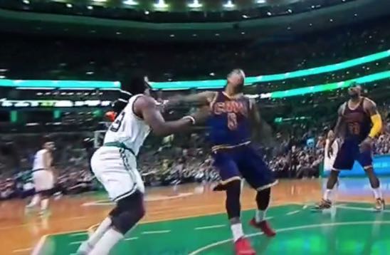 JR-Smith-hits-Jae-Crowder