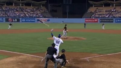 Yasiel Puig bat flip