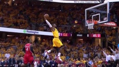 LeBron James dunk