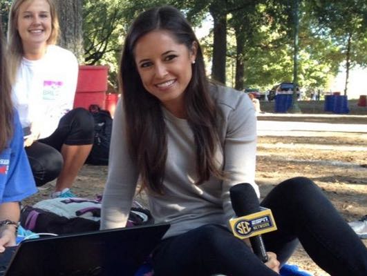 Who is Kaylee Hartung? Meet 's NFL sideline reporter making