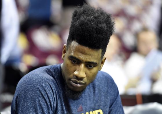 Shumpert, Burks headline 3-way deal between Rockets, Kings, Cavs