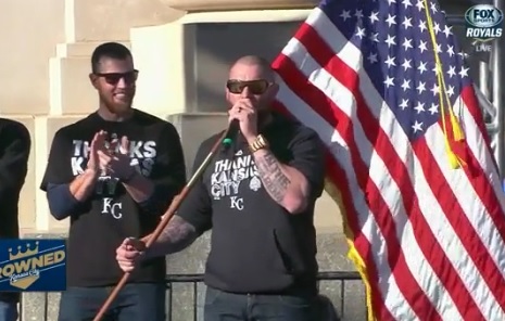 Jonny Gomes Gave the Most Inspiring Bro Speech of All Time at the