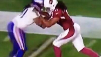 Larry Fitzgerald blocking