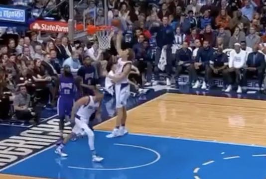 dirk nowitzki dunk