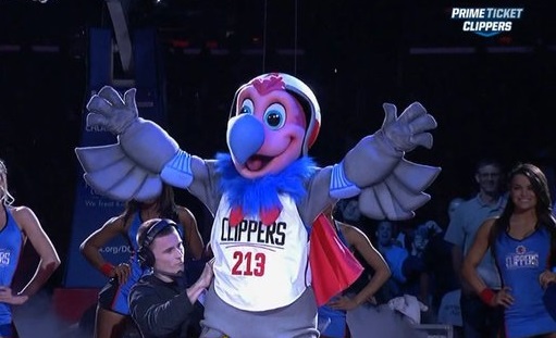Clippers New Mascot Chuck The Condor Gets All The Memes