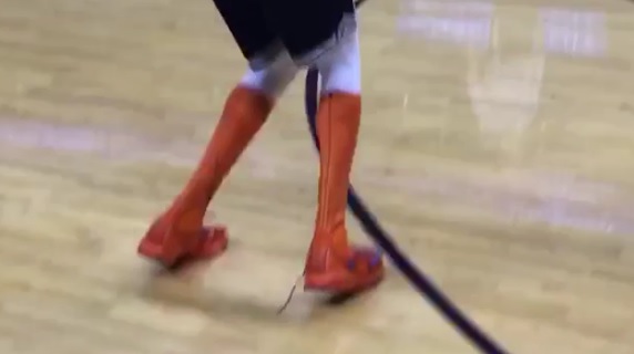 KD8 shoes worn by Kevin Durant go crazy 