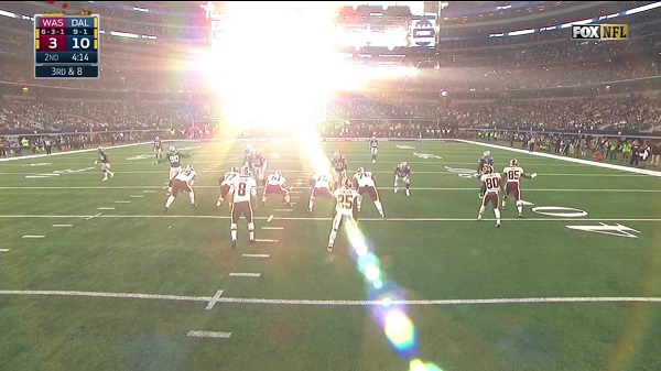 Watch: Blinding sunlight at AT&T Stadium causes issues during