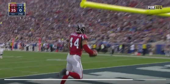 vic-beasley-celebration