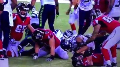 Michael Bennett Ryan Schrader