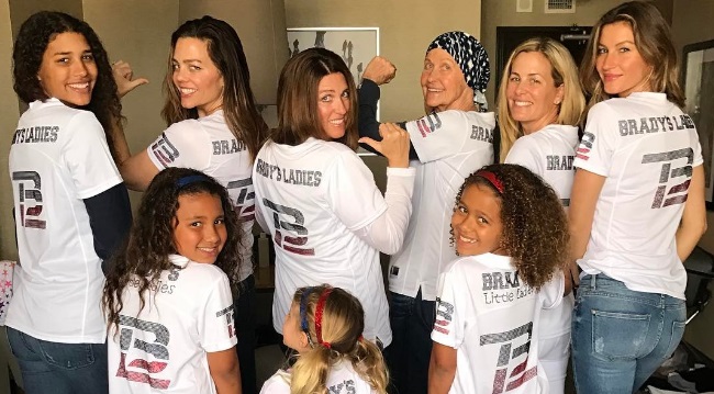 Tom Brady's family wears custom 'Brady's Ladies' jerseys