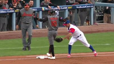 Jurickson Profar picked off